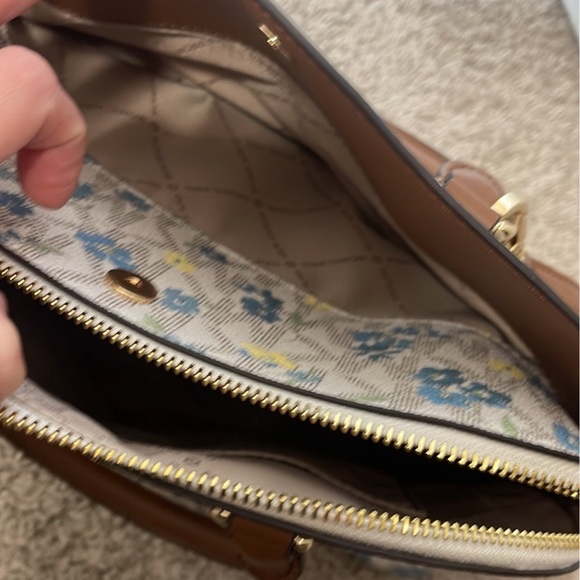 MK purse - Picture 3 of 4